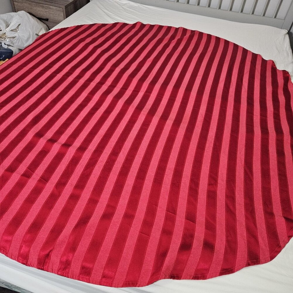 Red Stripe Round Tablecloth 66 inch Diameter Damask Jacquard Satin Table Cover - Picture 3 of 6